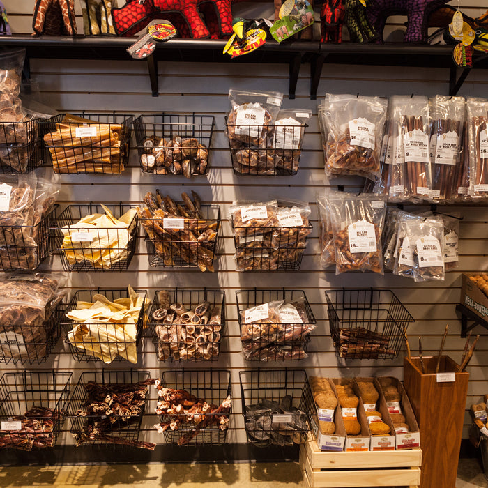 How to Help your Customers Pick the Best Dog Treat for their Dog
